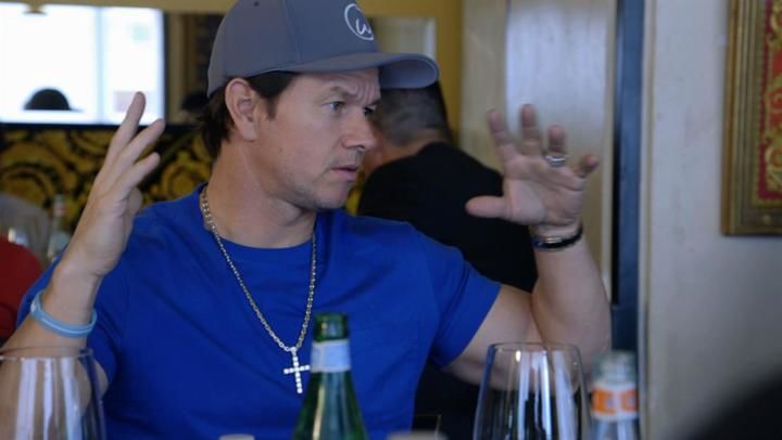 Wahlburgers - S10E11