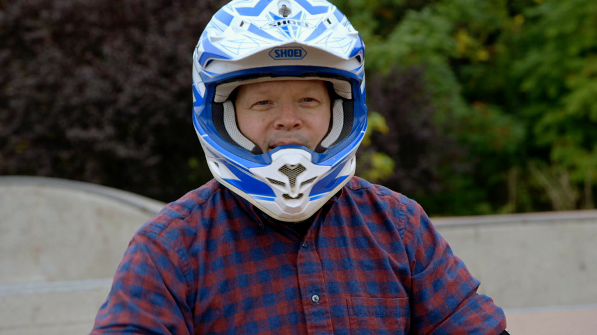 Wahlburgers - S10E11