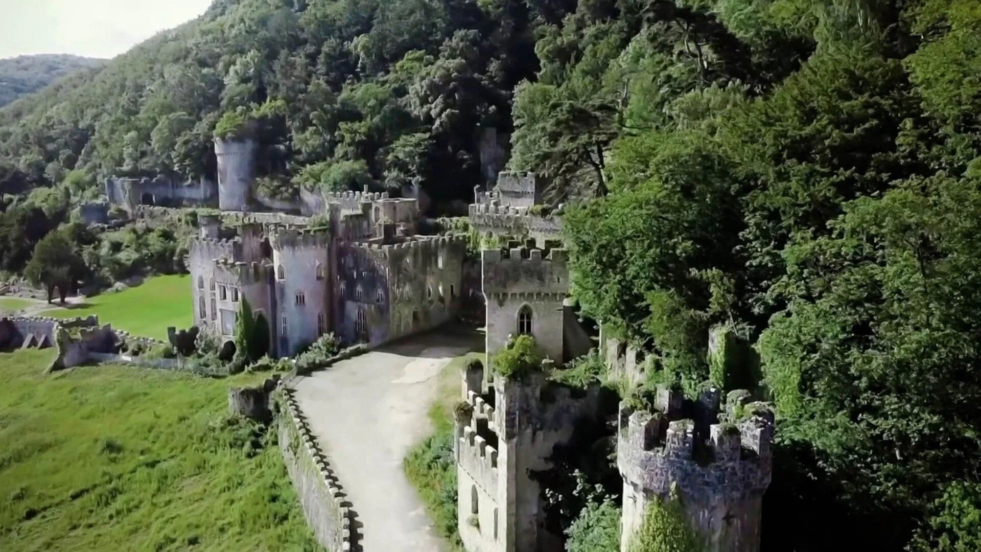 Mysteries of the Abandoned - S12E8