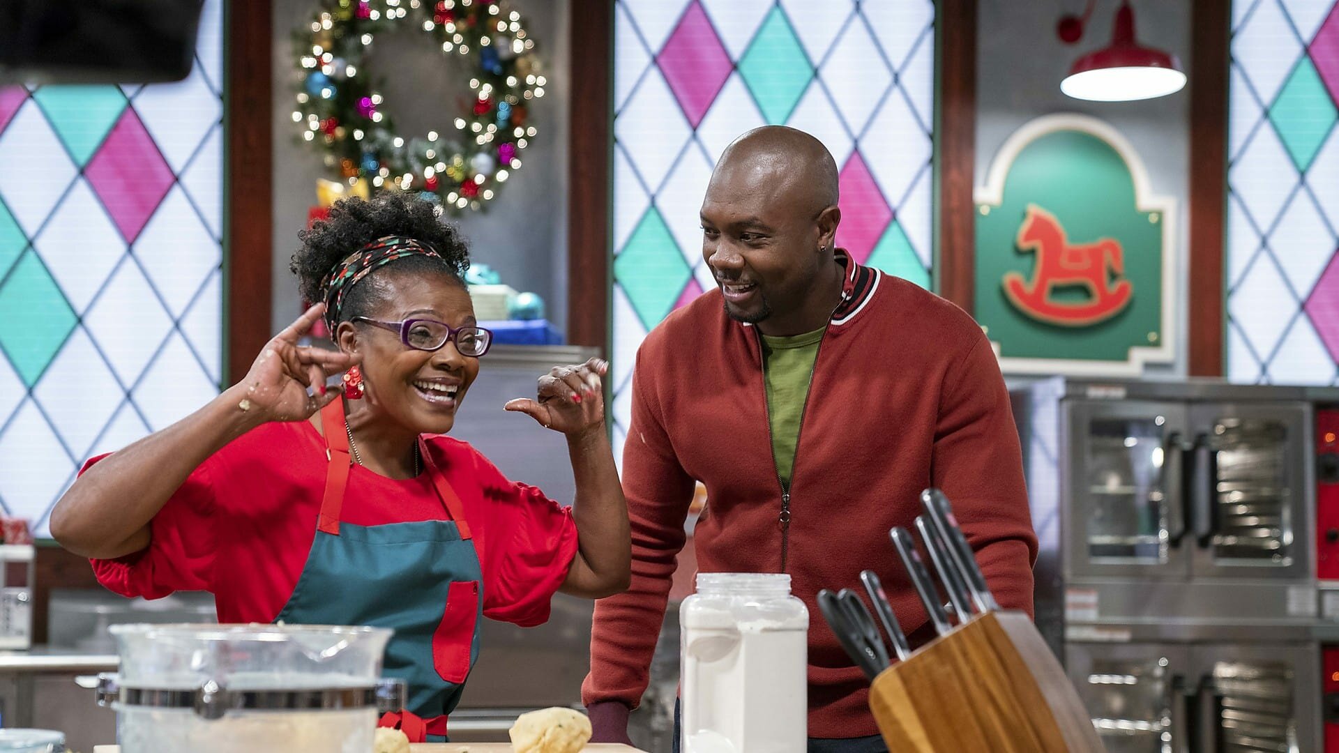 Christmas Cookie Challenge - S2024E8