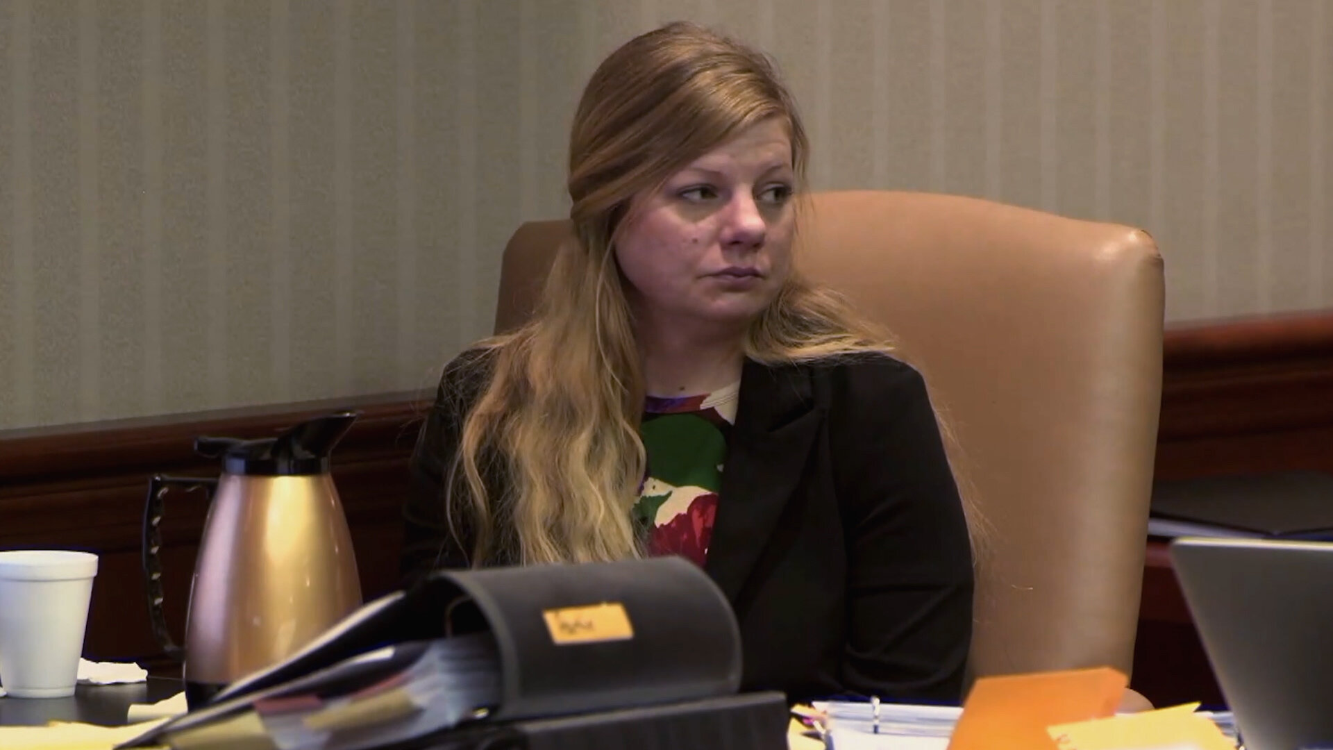 Taking the Stand - S4E11