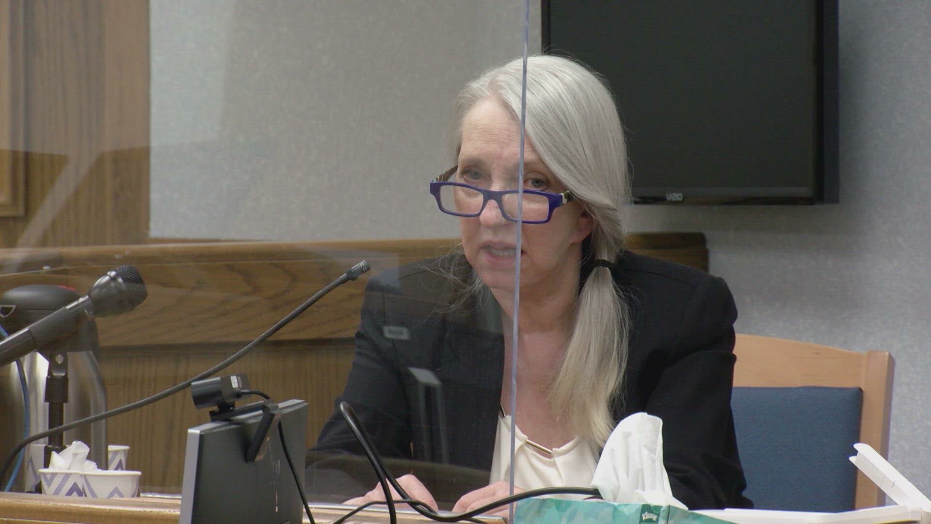 Taking the Stand - S4E11