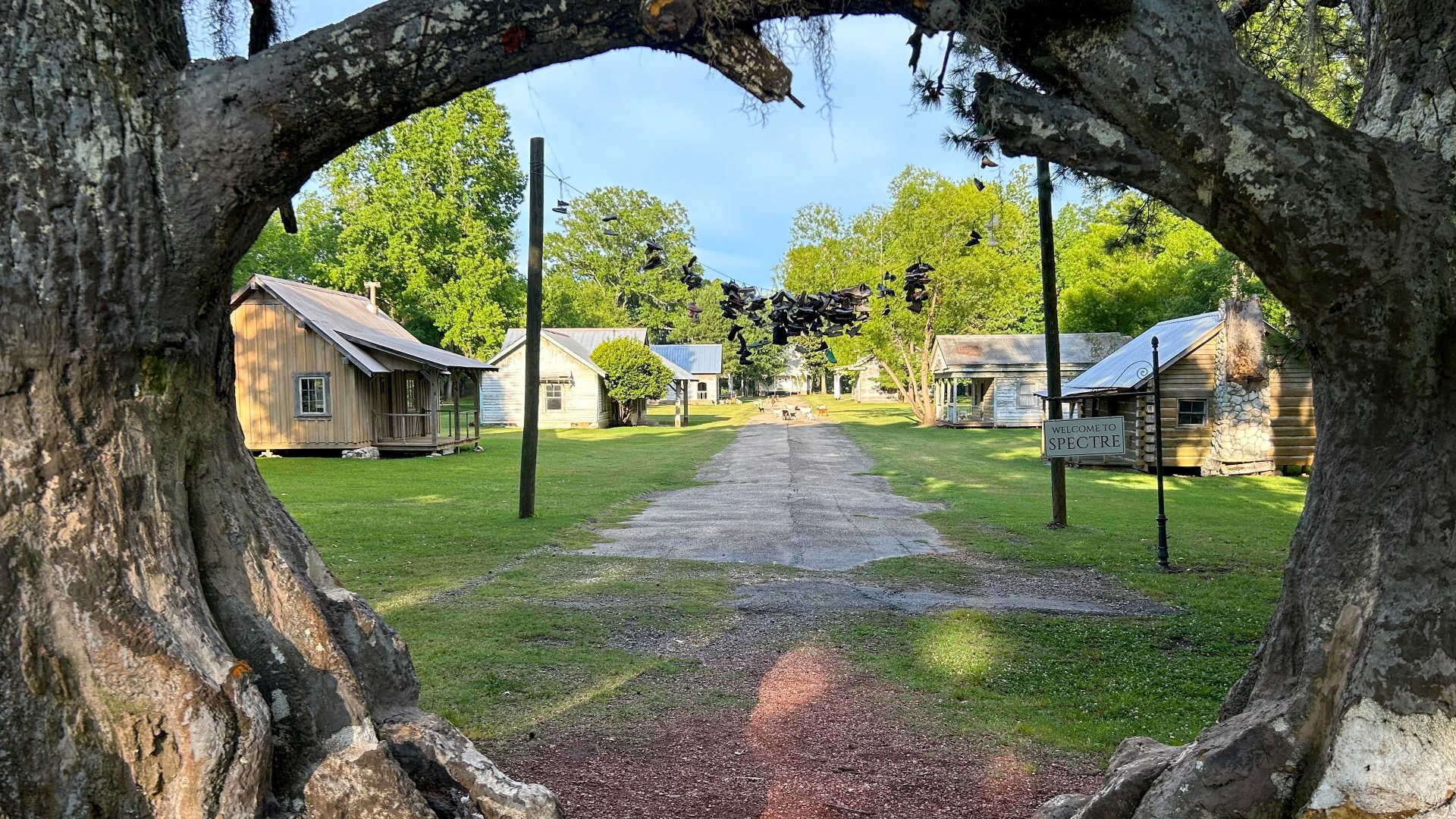 Mysteries of the Abandoned - S12E8