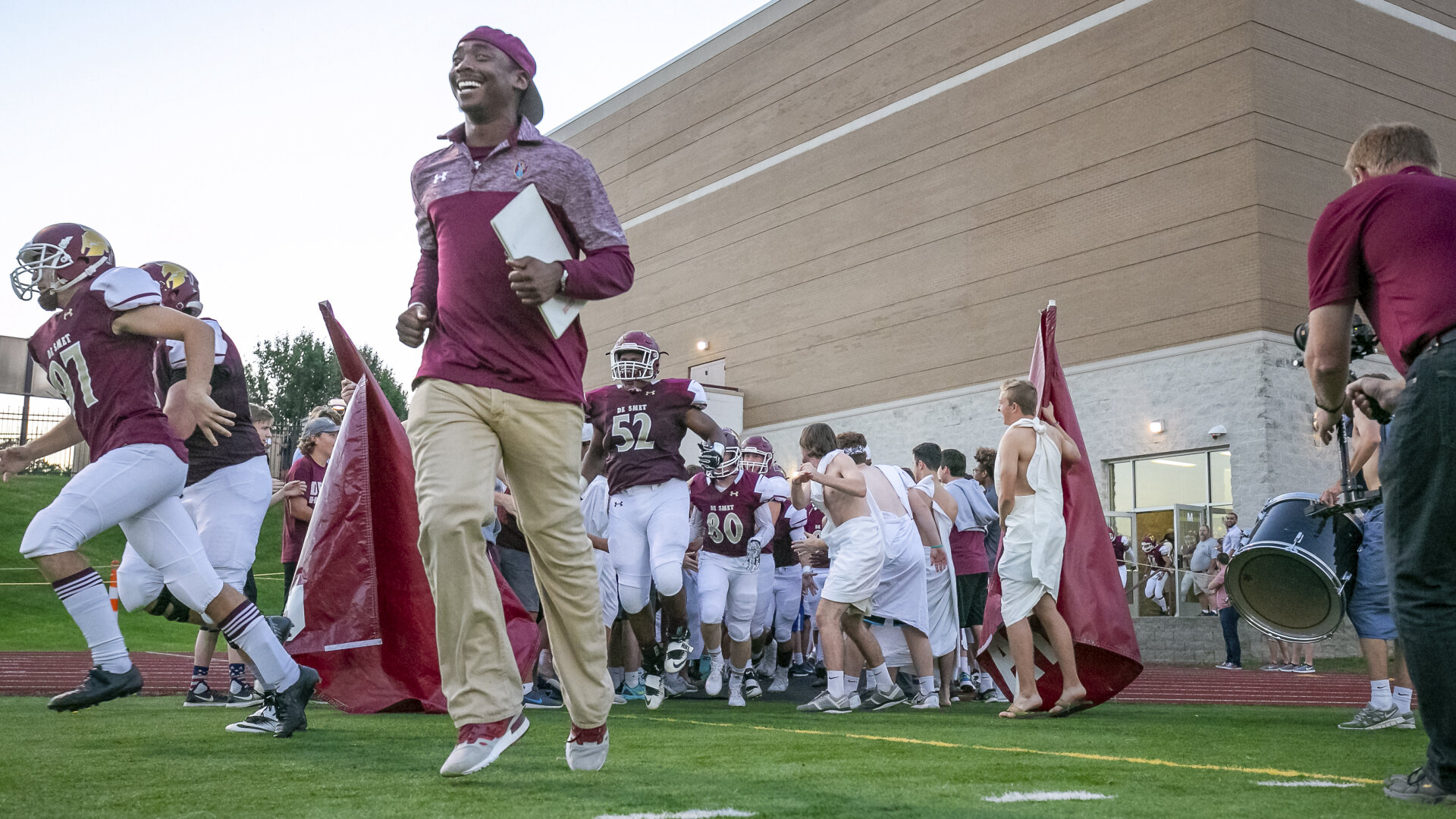 Murder Under the Friday Night Lights - S4E9