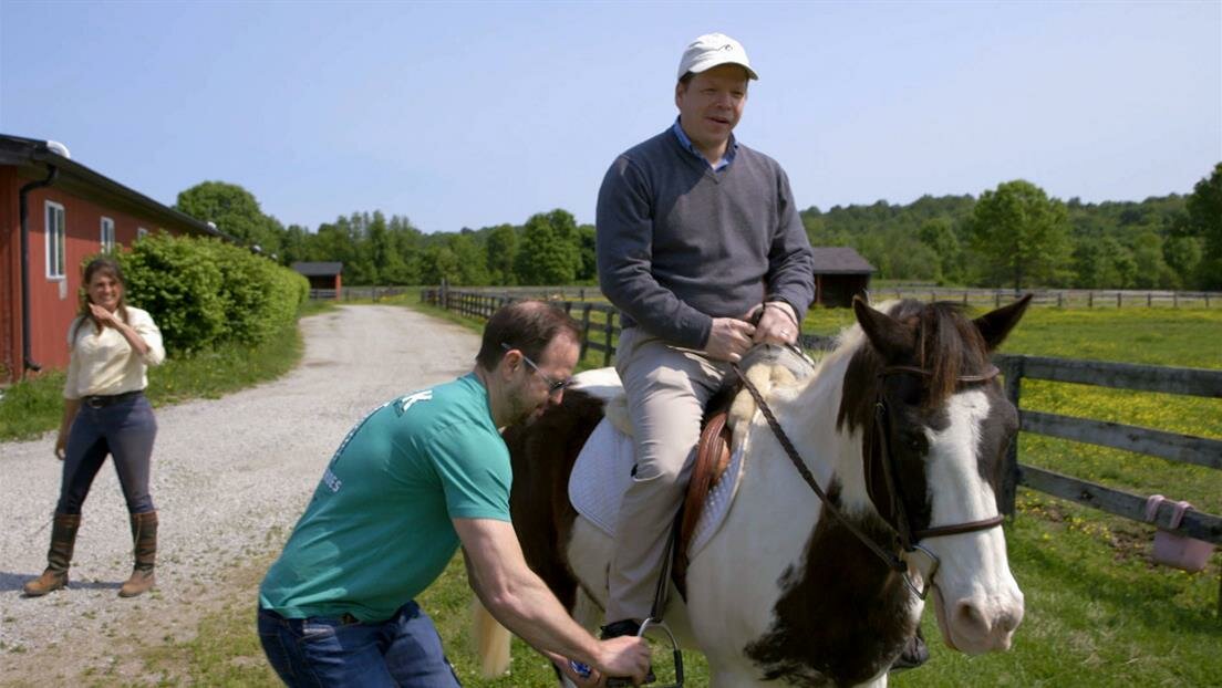 Wahlburgers - S10E11