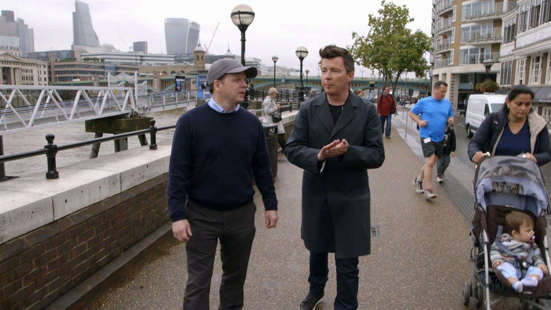 Wahlburgers - S10E11